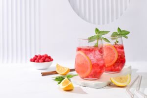 Raspberry lemon vodka soda cocktail 300x200